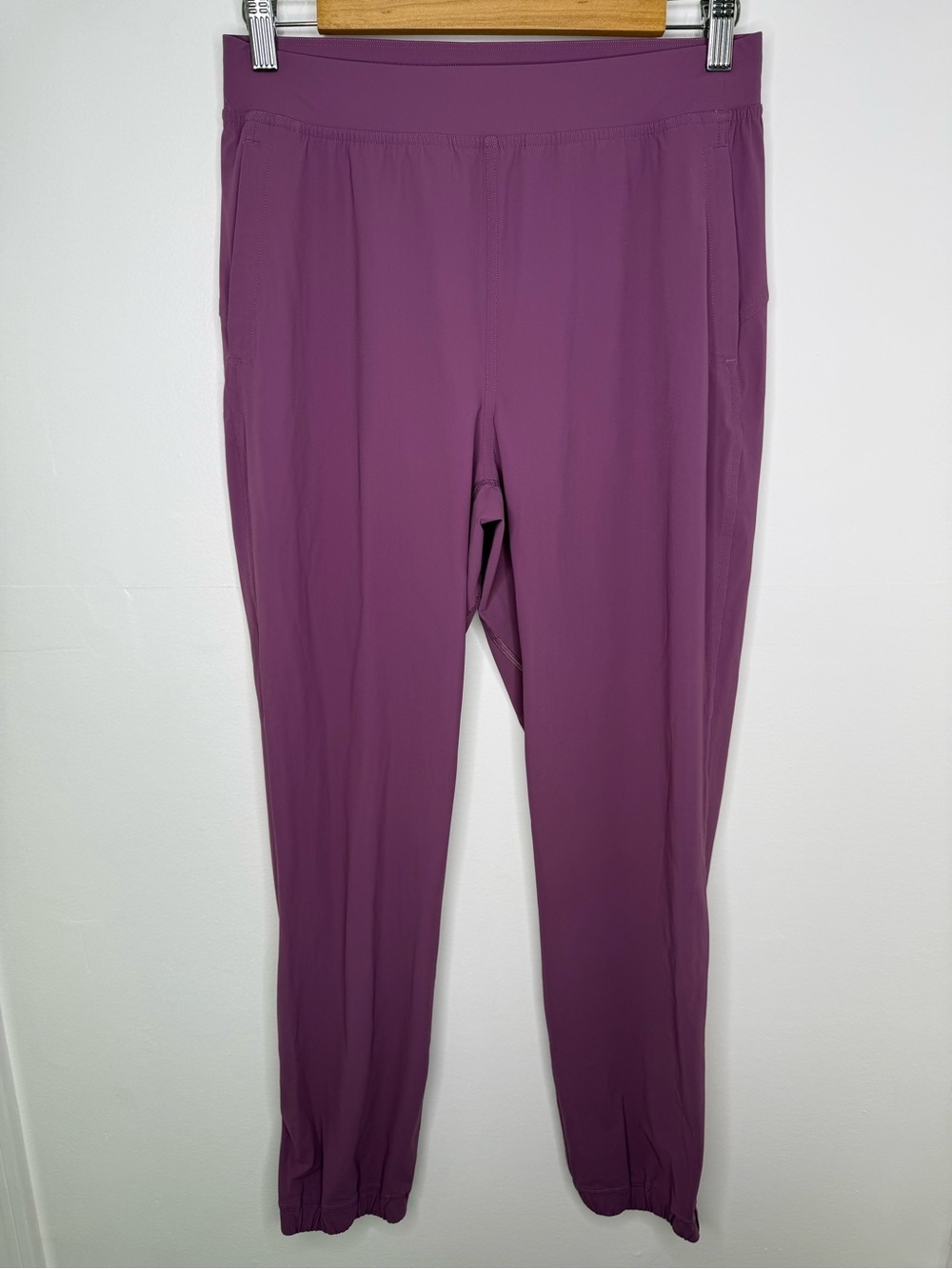 LULULEMON Adapted State High Rise Jogger in Vintage Plum - Picture 3 of 9